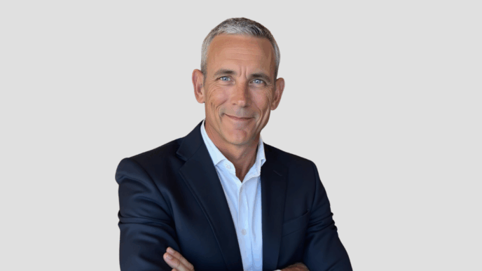 snowflake, dayne, turbitt, emea, lead, go, to, market, accelerate, ai, adoption